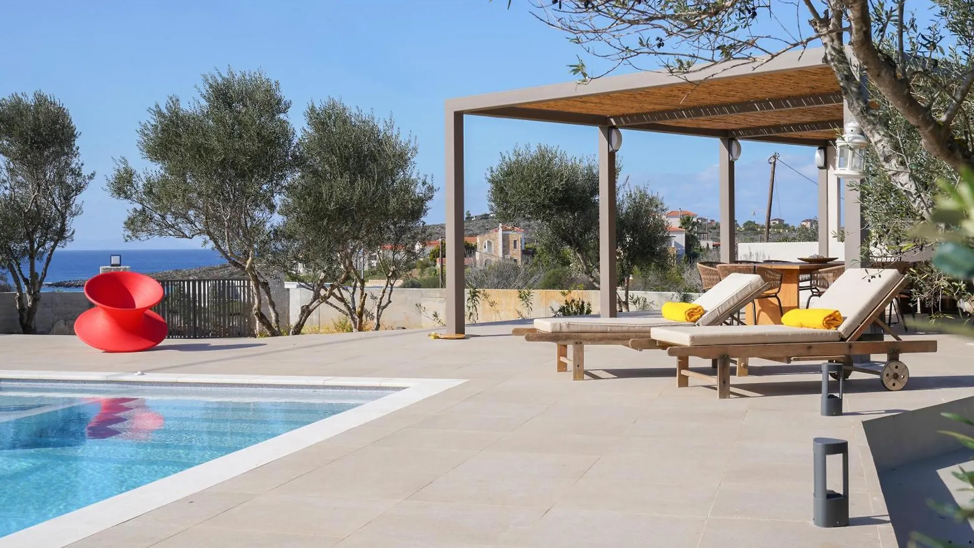 Tersanas Mare Yellow Villa